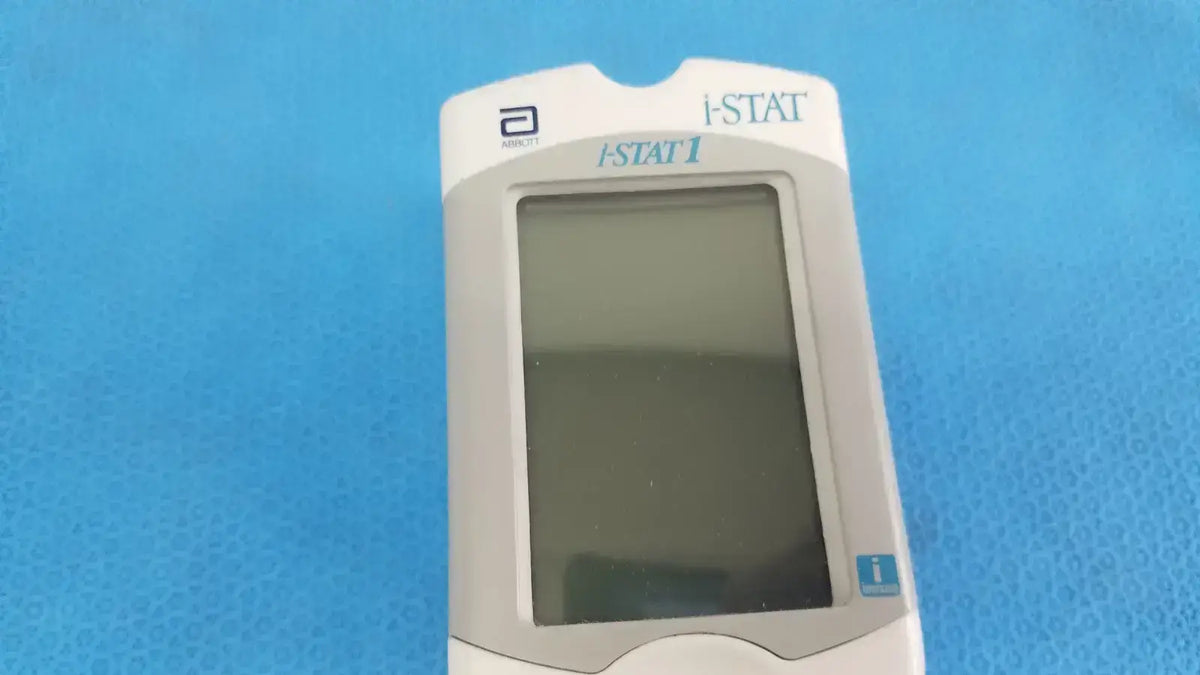 Abbott i-STAT 1 300-G Handheld Blood Analyzer w/ EBL 9V 600mAh Battery Blood Analyzer, second-hand product photo 9