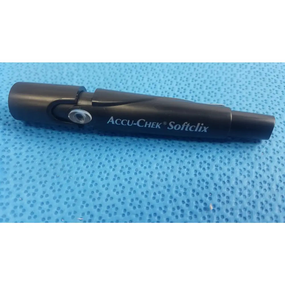 Accu-Chek Accu Chek Aviva Blood Glucose Monotring System With Bag Blood Glucose Monitoring System, second-hand product photo 8