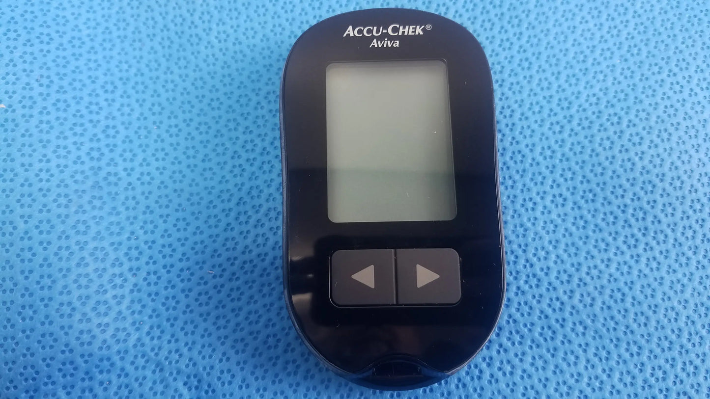 Accu-Chek Accu Chek Aviva Blood Glucose Monotring System With Bag Blood Glucose Monitoring System, second-hand product photo 2