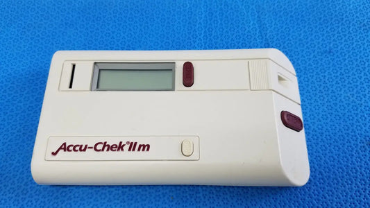 Reuse Medical Accu-Chek II m Blood Glucose Monitor Other Medical & Lab Equipment, second-hand product photo 1