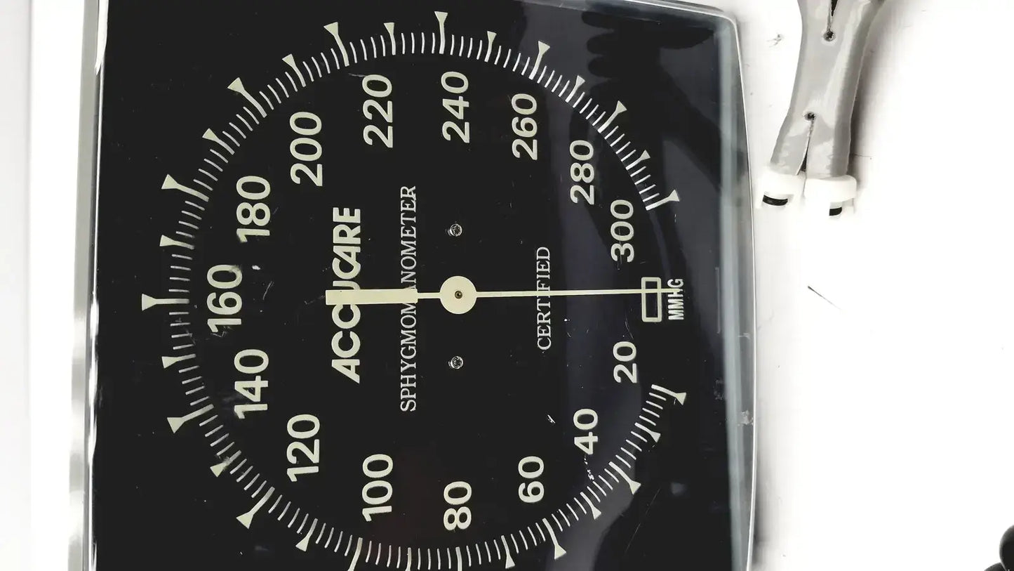 Accucare Sphygmomanometer Blood Pressure Monitor and Adult Cuff Blood Pressure Monitor, second-hand product photo 3