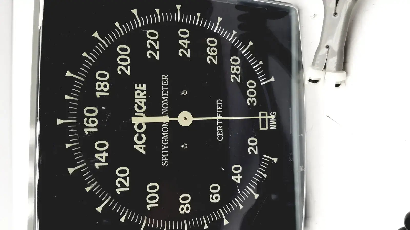 Accucare Sphygmomanometer Blood Pressure Monitor and Adult Cuff Blood Pressure Monitor, second-hand product photo 3
