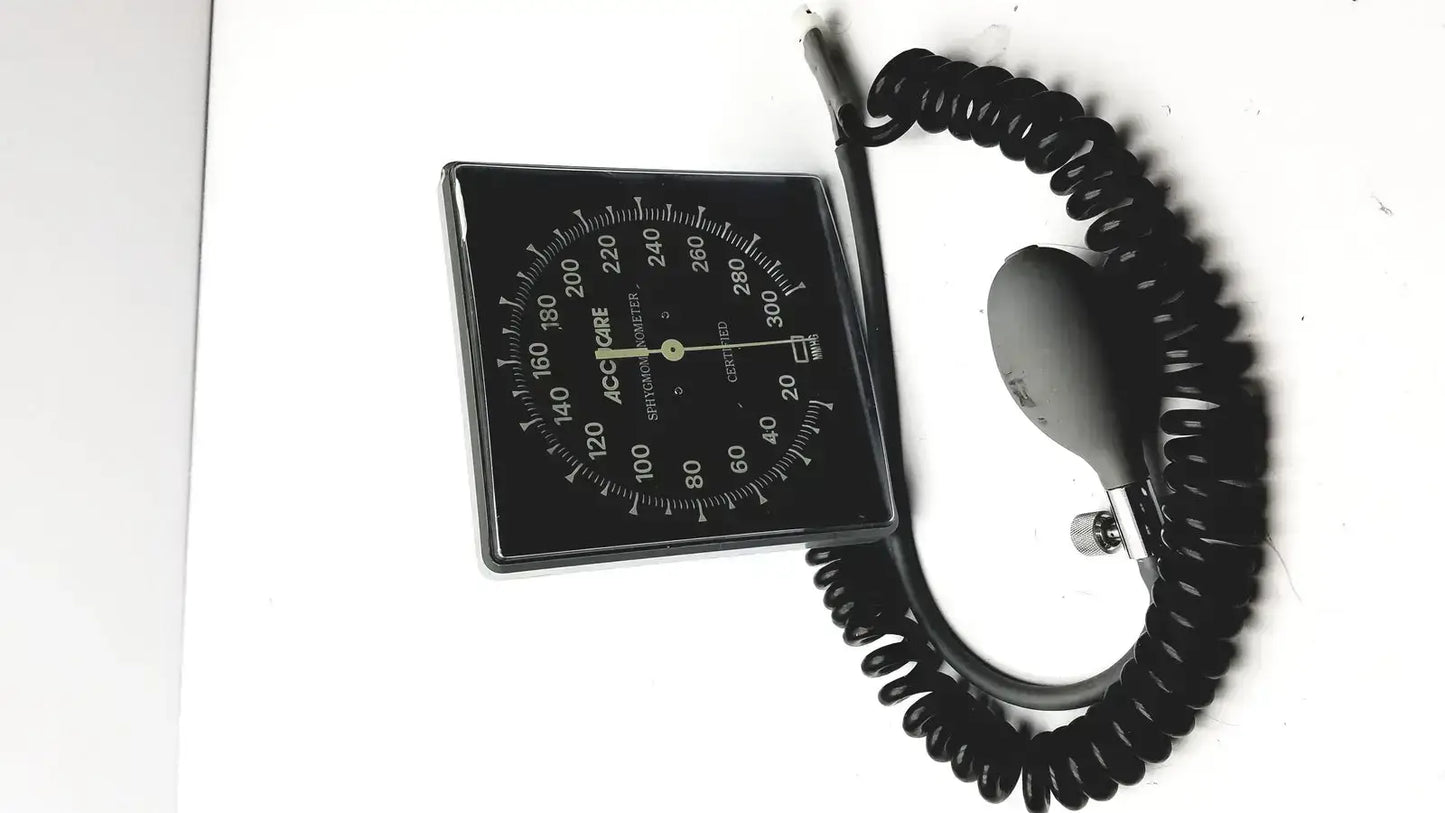 Accucare Sphygmomanometer Blood Pressure Monitor and Adult Cuff Blood Pressure Monitor, second-hand product photo 9