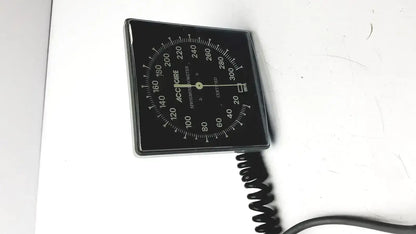Accucare Sphygmomanometer Blood Pressure Monitor and Adult Cuff Blood Pressure Monitor, second-hand product photo 8