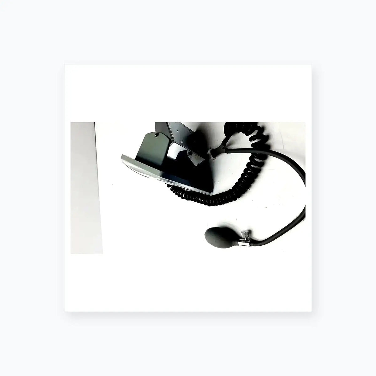 Accucare Sphygmomanometer Blood Pressure Monitor and Adult Cuff Blood Pressure Monitor, second-hand product photo 4