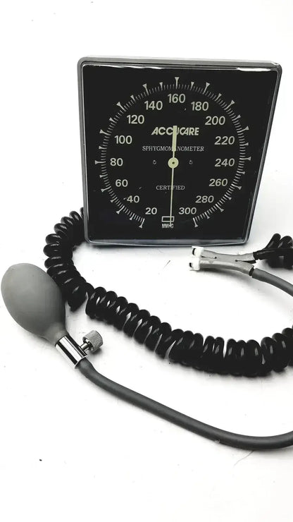 Accucare Sphygmomanometer Blood Pressure Monitor and Adult Cuff Blood Pressure Monitor, second-hand product photo 1
