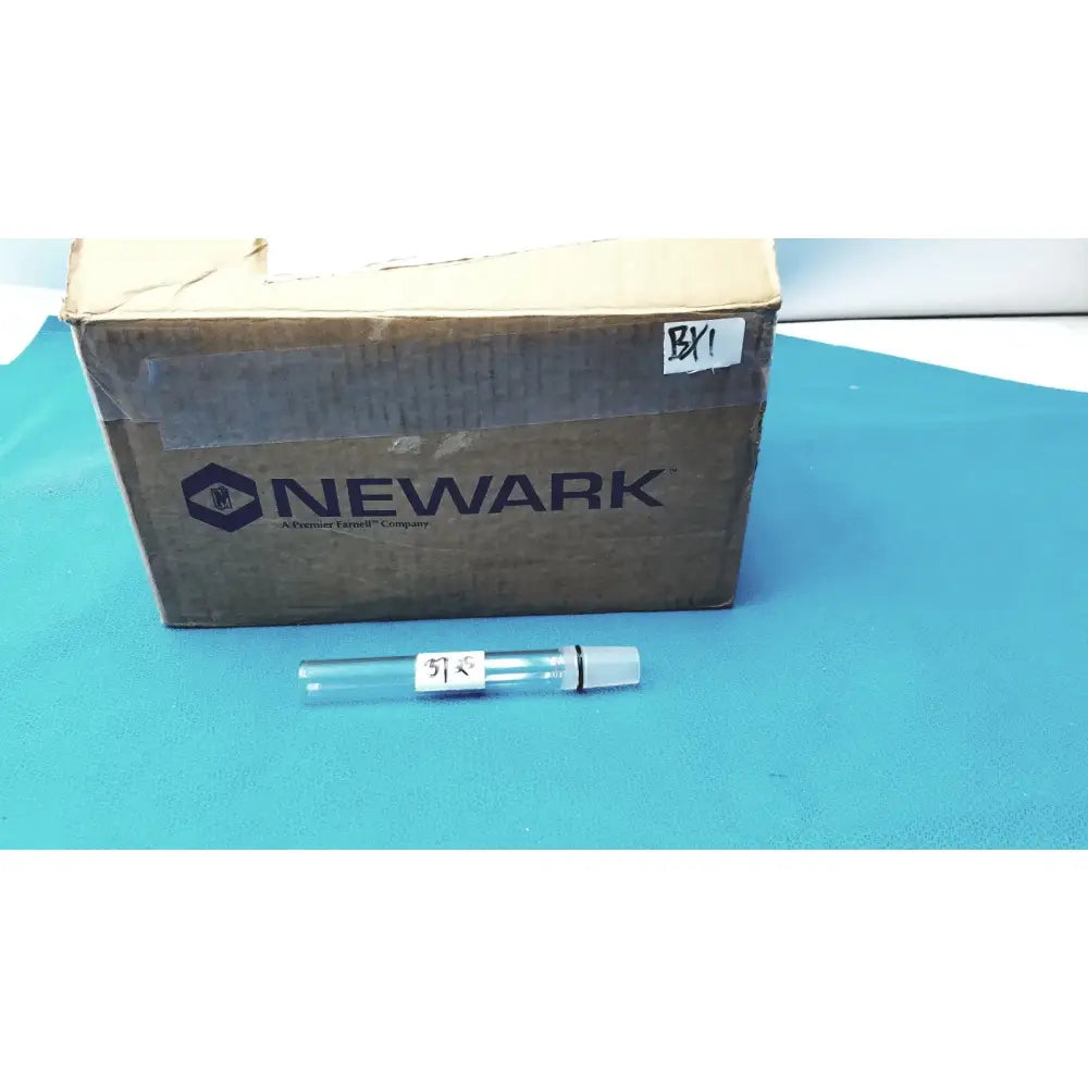 Reuse Medical ACE Glass Thermometer Adapter – Inner 24/40 Joint Lab Flasks, second-hand product photo 1