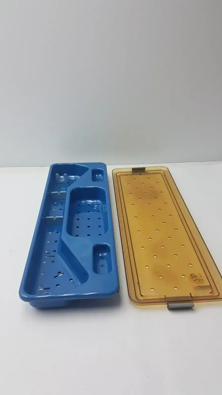 ACMI MRA-GT Slimline Sterilization and Storage Tray Sterilization Tray, second-hand product photo 1