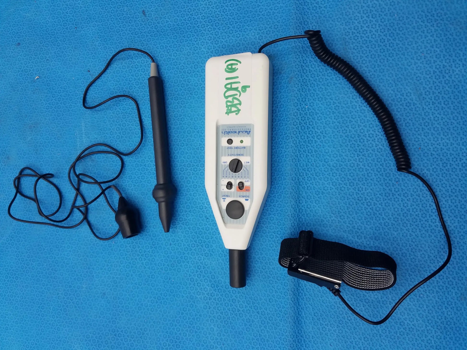 Acuhealth Pro 900 Nerve Stimulator Acupuncture Kit With Case Nerve Stimulator Acupuncture Kit, second-hand product photo 3