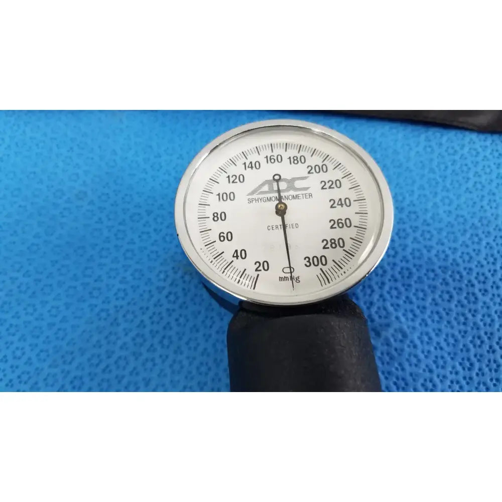 ADC Adcuff Sphygmomanometer Thigh Cuff Aneroid Blood Pressure Monitor 40.6-66cm Blood Pressure Cuff, second-hand product photo 4