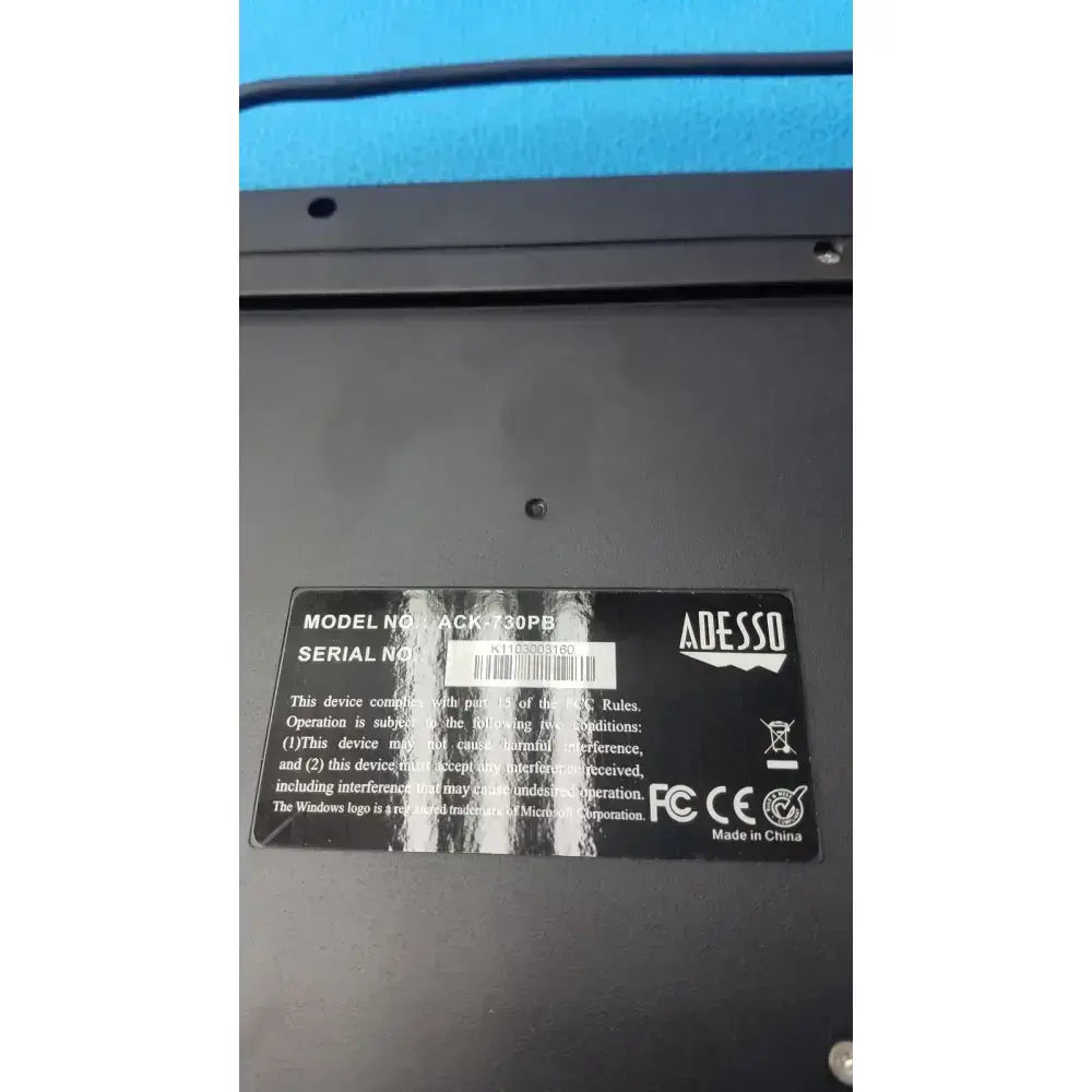 Adesso Model No ACK-730PB Rackmount Touchpad Keyboard Rackmount Touchpad Keyboard, second-hand product photo 7