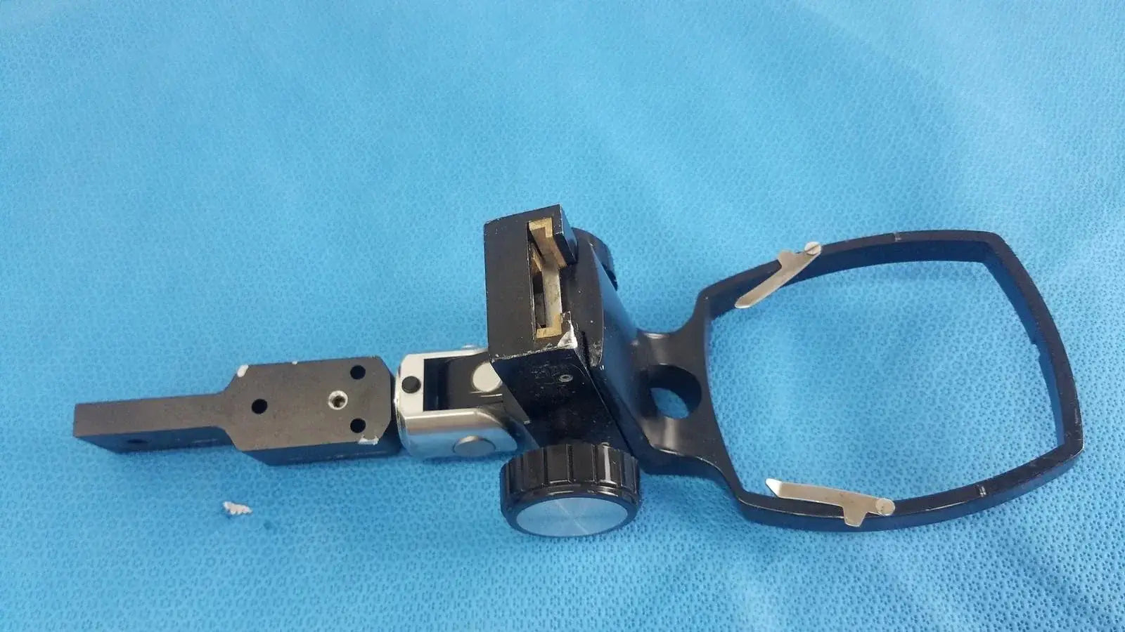 Reuse Medical Adjustable Flash Gun Bracket Flash Brackets, second-hand product photo 2