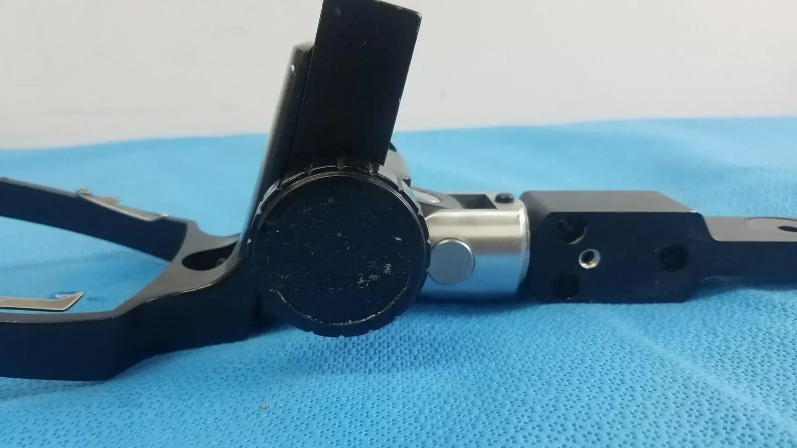 Reuse Medical Adjustable Flash Gun Bracket Flash Brackets, second-hand product photo 9