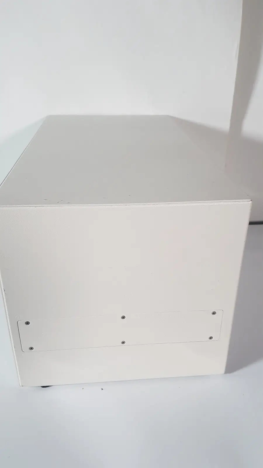 AVUS Advanced Ultra Violet Deep Disinfection System KR-615 40 Watts UV Disinfection System, as-is (for parts) product photo 8