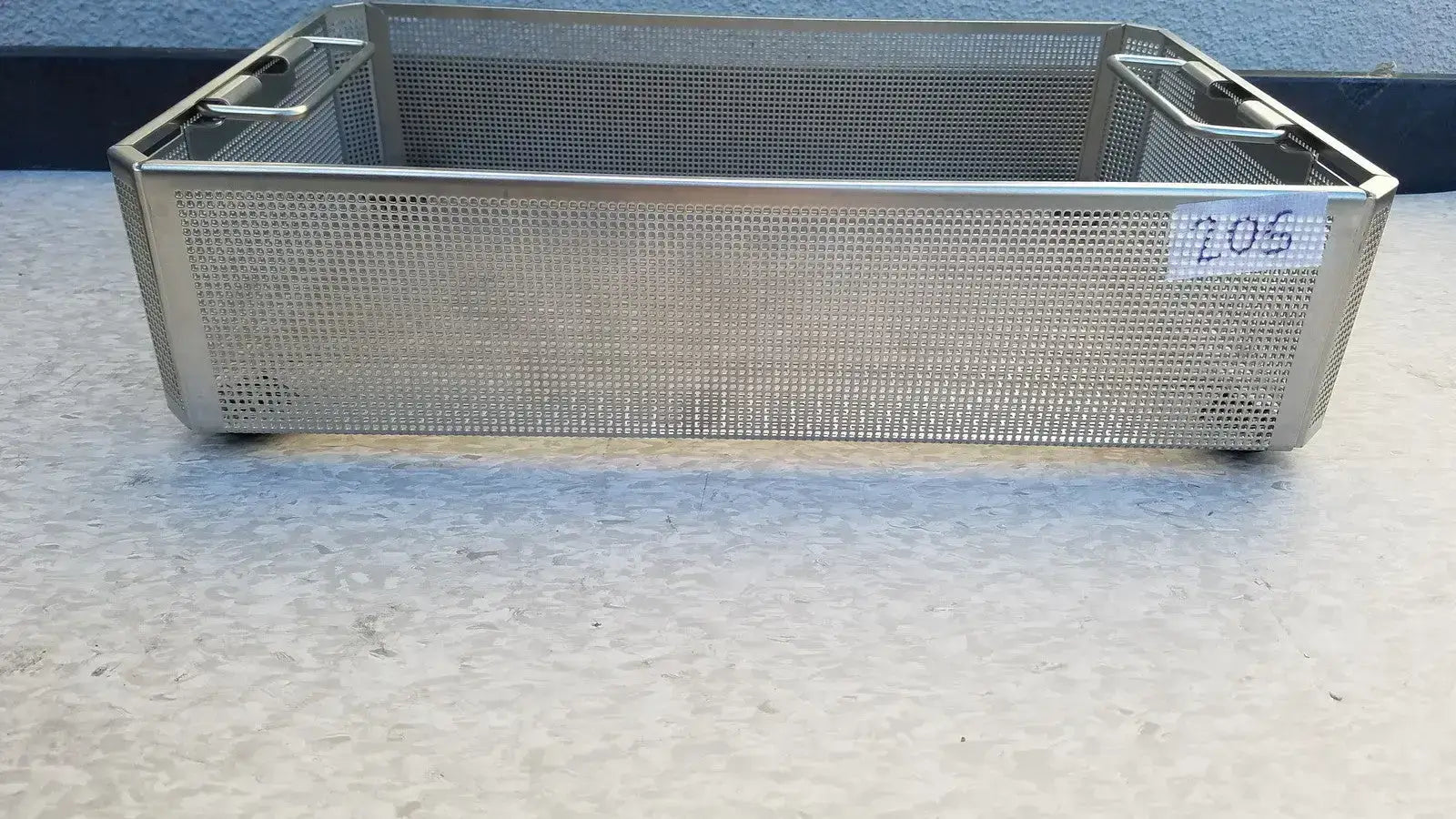 Aesculap JF254R Sterilization Case Tray Sterilization Case Tray, second-hand product photo 2