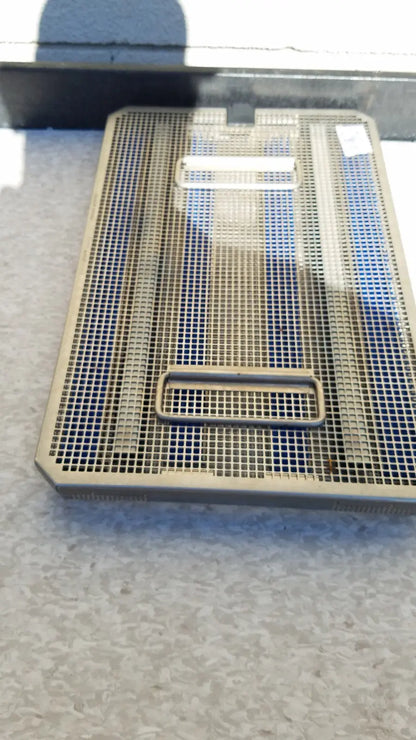 Metal mesh jf257r sterilization case tray with rectangular handle and two horizontal bars grid pattern by aesculap