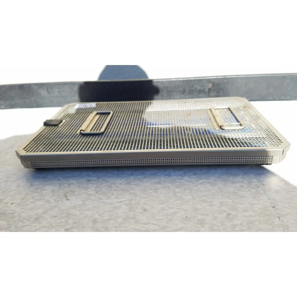 Metal mesh tray with two handles and perforated surface for aesculap jf257r sterilization case pn3046a modified