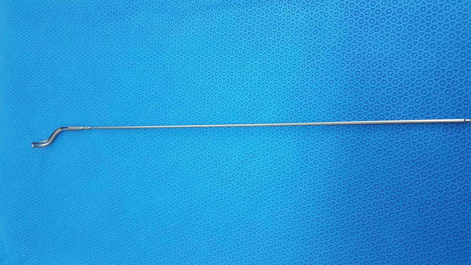 Reuse Medical Aesculap Laparoscopic Instrument - Model PM 716R Medical Cables & Cords, second-hand product photo 1