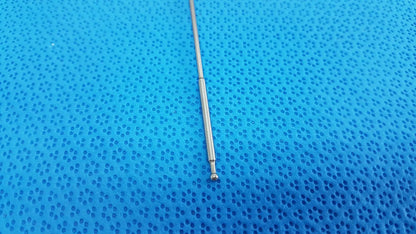 Silver telescopic antenna with metallic finish and segmented design of aesculap pm618r laparoscopic instrument