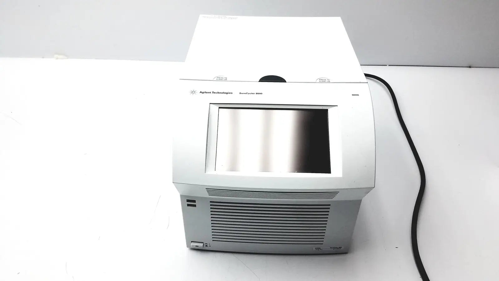 Reuse Medical Agilent SureCycler 8800 Touch Screen Thermal Cycler - G8800-001 PCR Thermal Cyclers, second-hand product photo 1