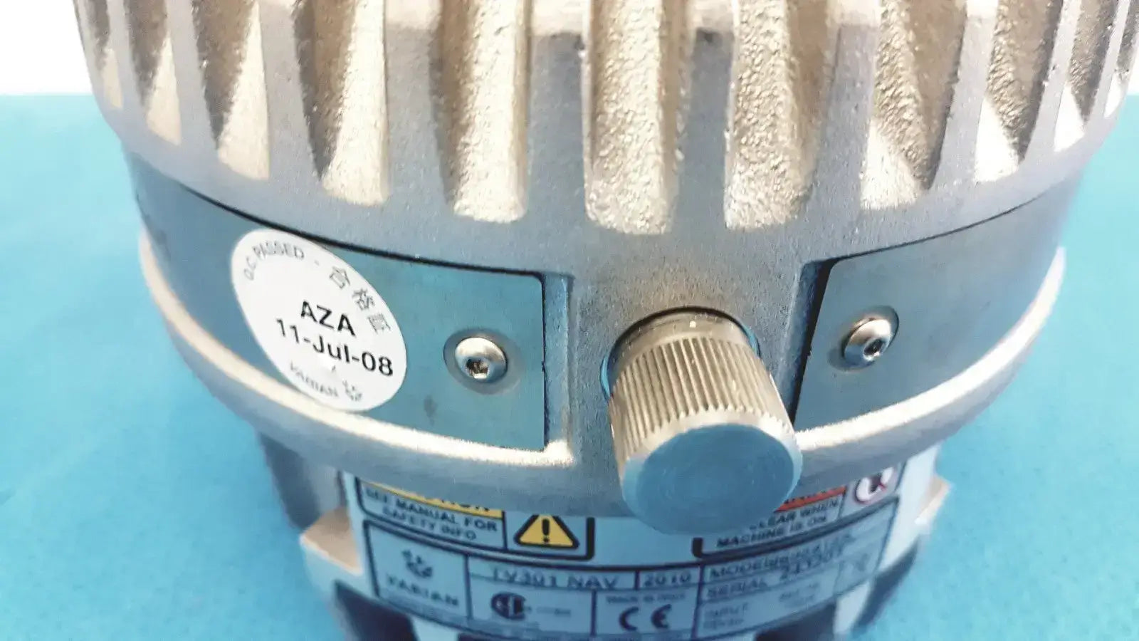 Agilent TV301 NAV Model 9698918K – 75Vac, 150W, 953Hz Input Precision Device Electronic Instrument, second-hand product photo 12