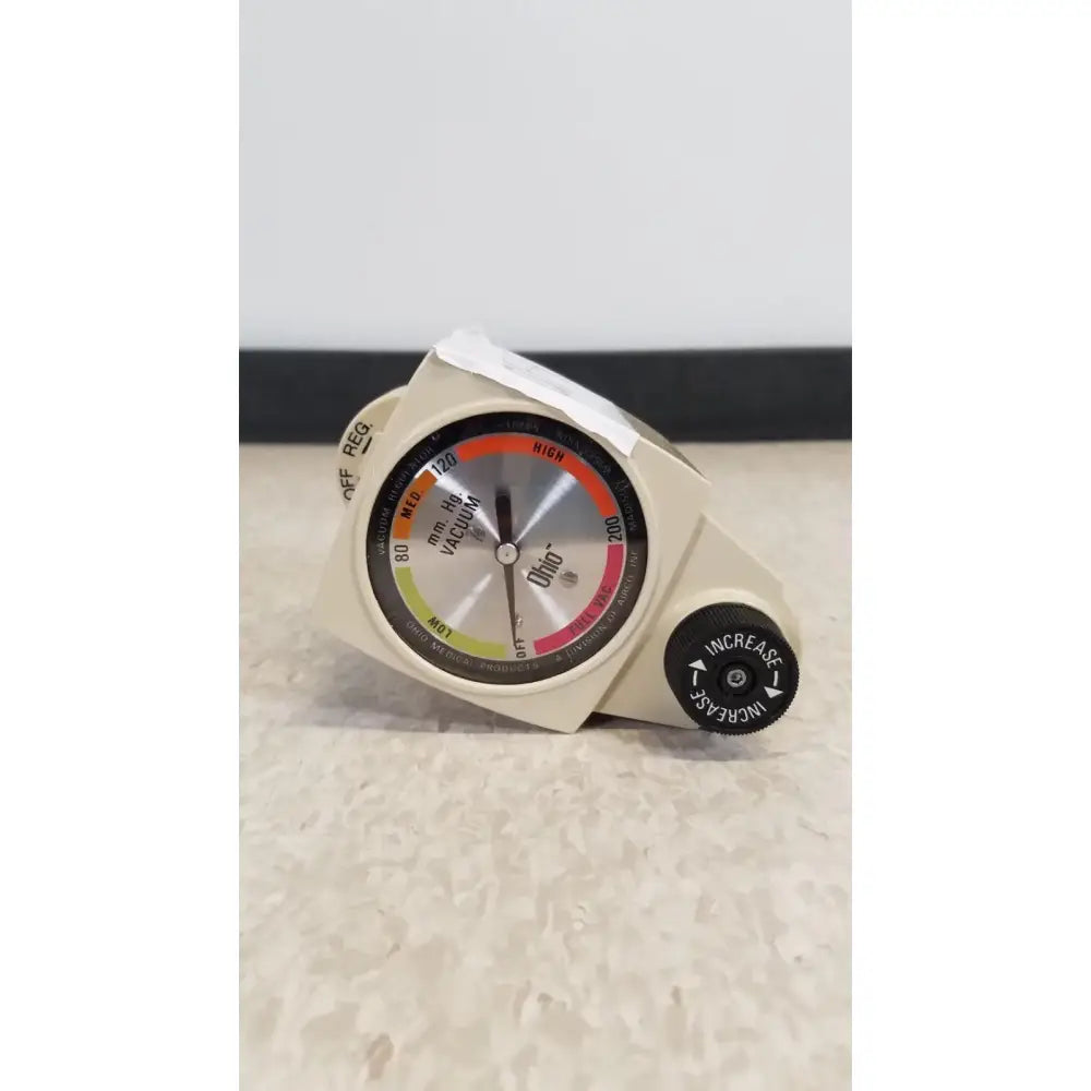 Reuse Medical Airco Vacuum Regulator Other Welding Equipment, as-is (for parts) product photo 1
