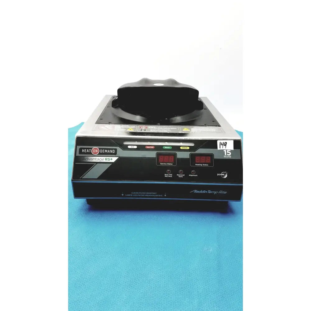 Black and silver aladdin temp-rite demand advantage rs+ plate heater with digital display for heat on demand use