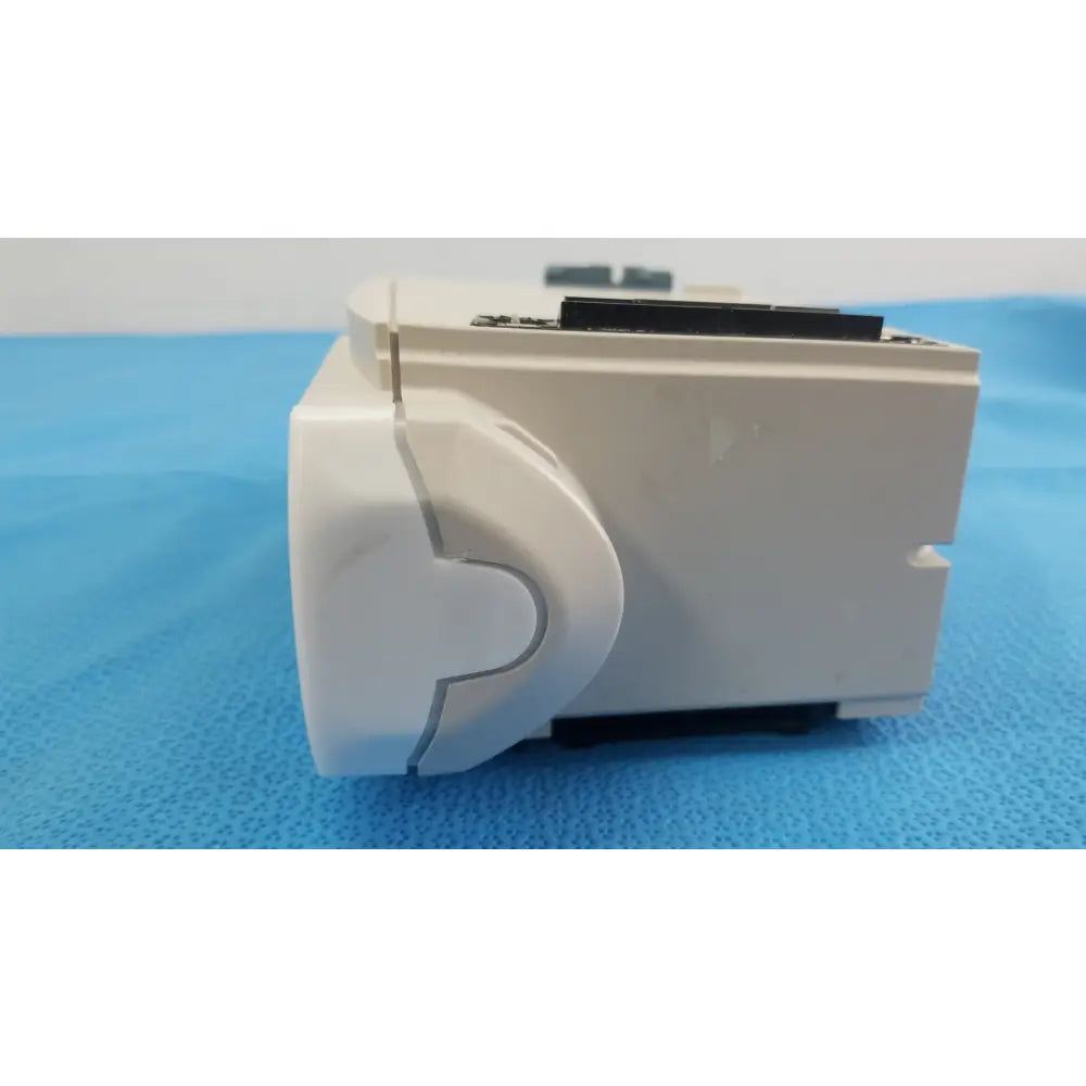Alaris 8300 EtCO2 Monitoring Module - EtCO2 monitoring module