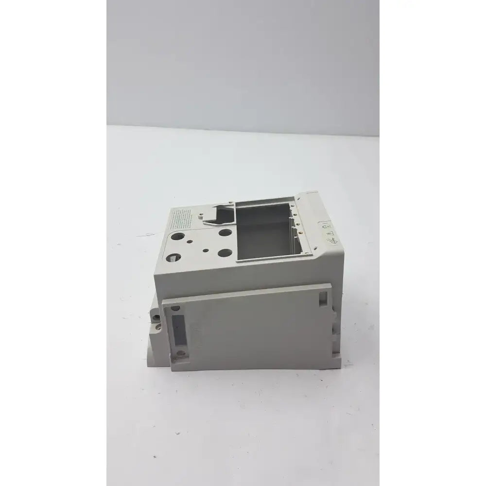 Alaris PC Model 8015 Monitor Body Infusion Pump Part, as-is (for parts) product photo 2