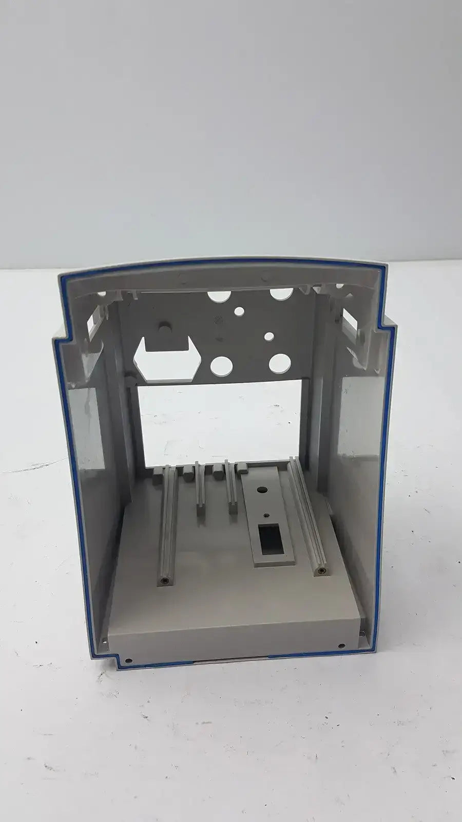 Alaris PC Model 8015 Monitor Body Infusion Pump Part, as-is (for parts) product photo 7