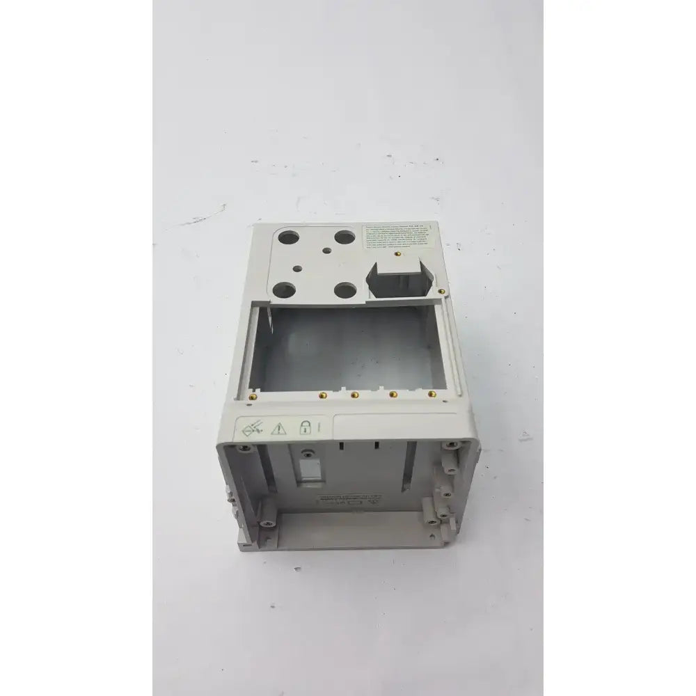 Alaris PC Model 8015 Monitor Body Infusion Pump Part, as-is (for parts) product photo 3