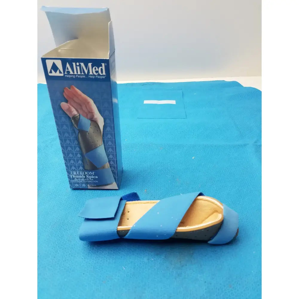 AliMed Freedom Thumb Spica Splint Medium/Large 5785 Thumb Spica Splint, second-hand product photo 15