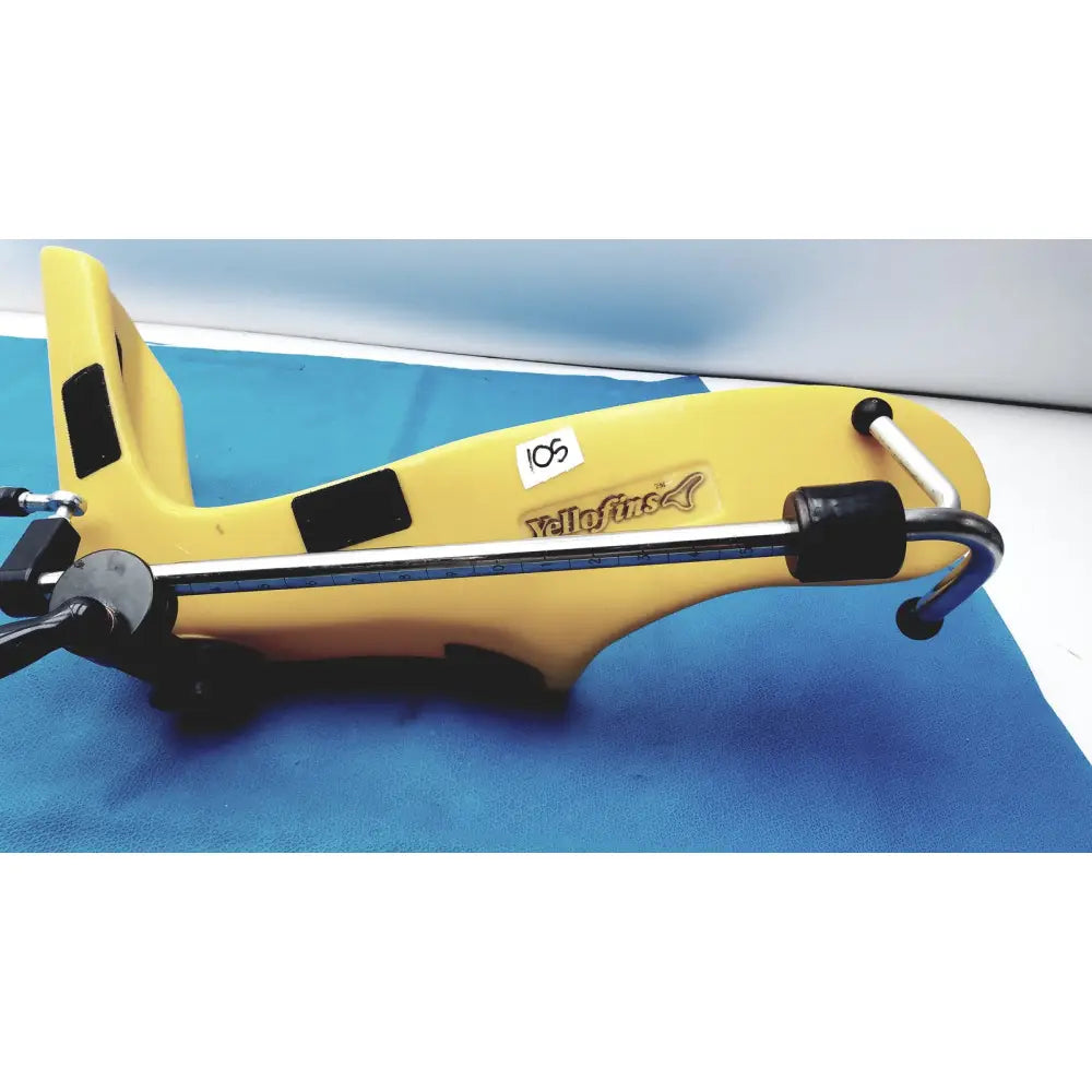 Yellow vellofins allen medical yellofins elite lift-assist stirrups with black accents and metallic components for resistance training