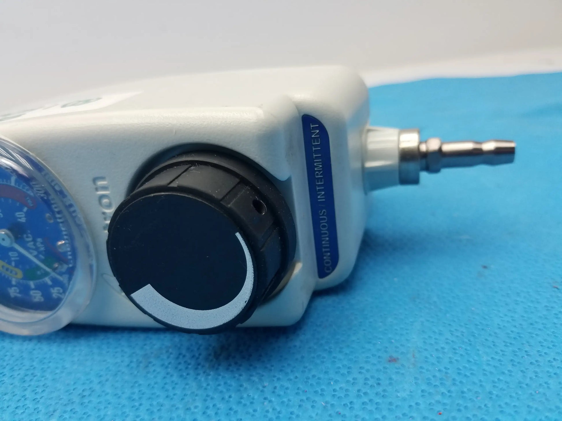 Allied Healthcare 22-15-1208 Vacutron Suction Regulator Vacutron Suction Regulator, as-is (for parts) product photo 12