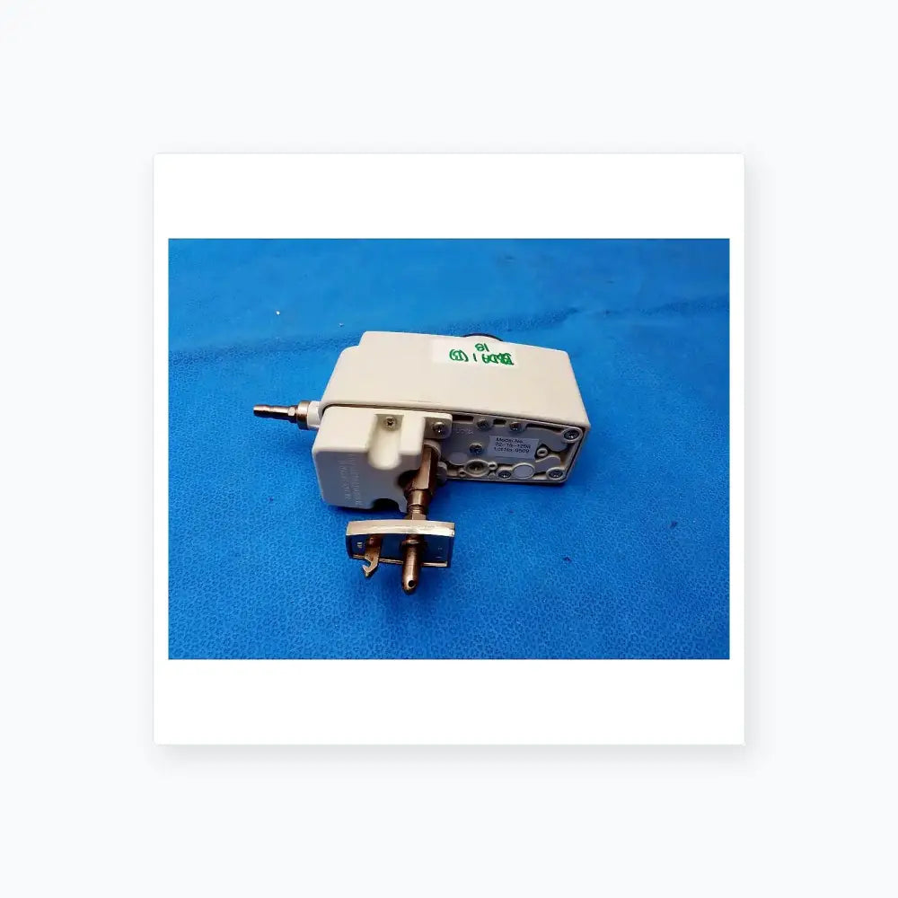 Allied Healthcare 22-15-1208 Vacutron Suction Regulator Vacutron Suction Regulator, as-is (for parts) product photo 9