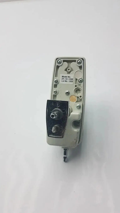 Allied Healthcare Vacutron 22-15-1208 Suctiion Regulator Suction Regulator, second-hand product photo 3