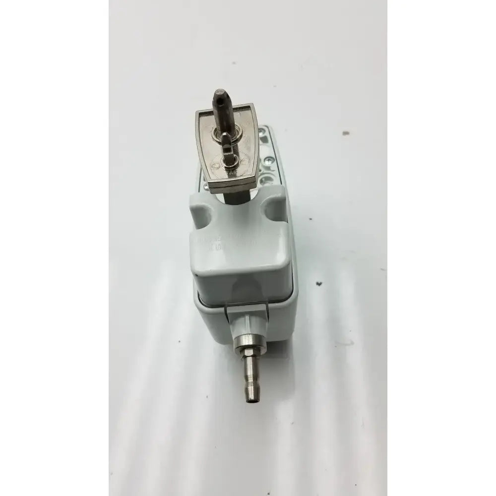 Allied Healthcare Vacutron 22-15-1208 Suction Regulator Suction Regulator, second-hand product photo 6