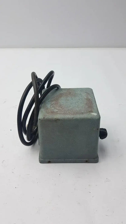 Aloe Scientific Magnestir Cat No V-75652 115 Votls Magnetic Stirrer, second-hand product photo 6