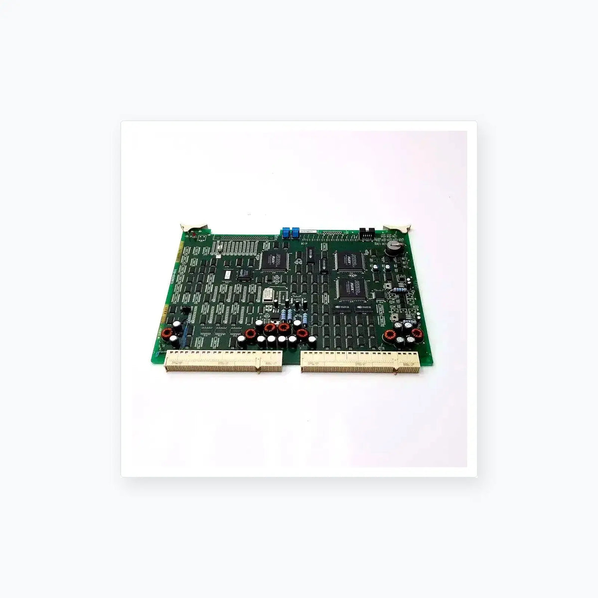 Altera Flex EPF10K30AQC240-3 Processor Microchip Control Board Control Board, second-hand product photo 1