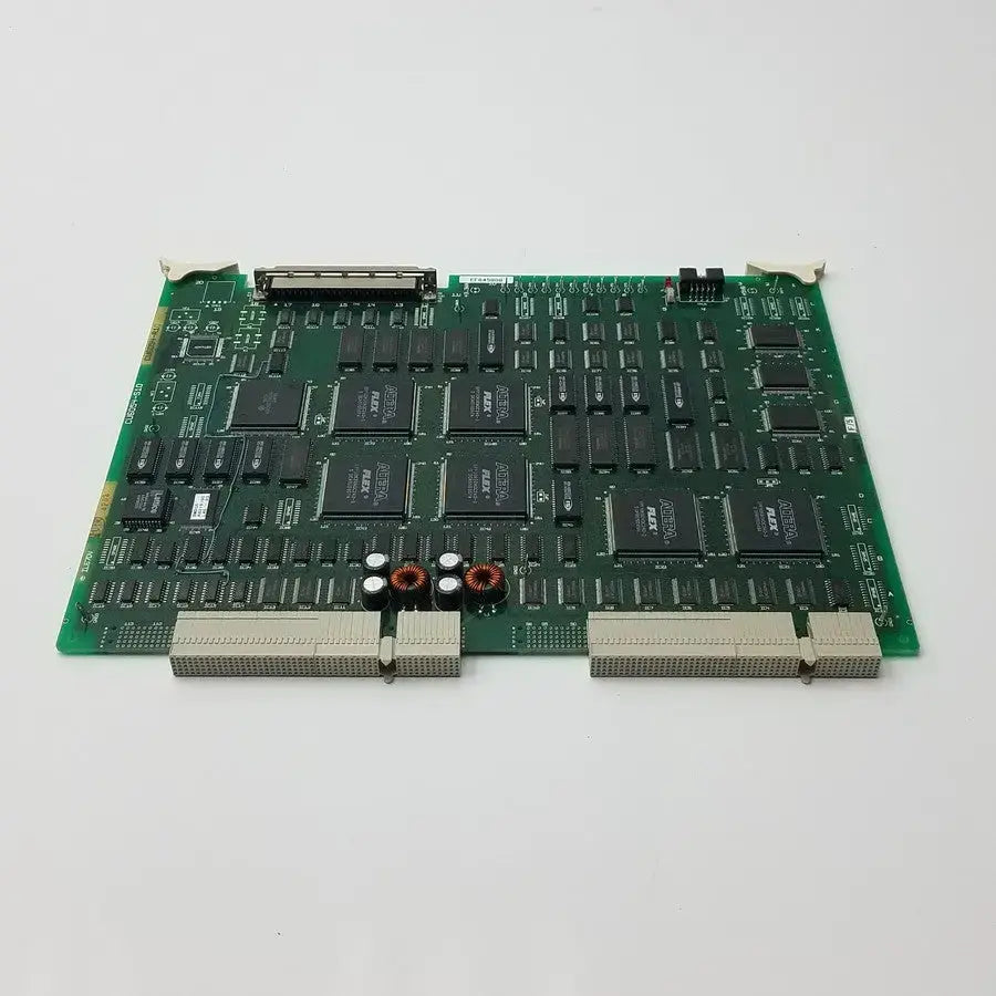 Altera Flex EPF10K30AQC240-3 Processor With 6 Microchip Control Board Control Board, second-hand product photo 1