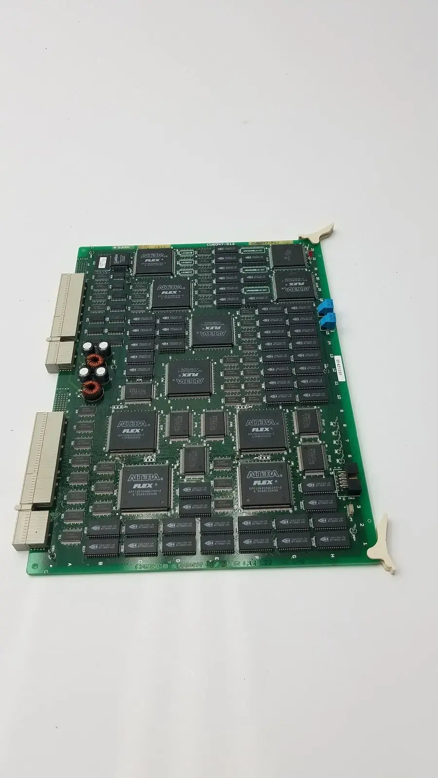 Altera Flex EPF10K30AQC240-3 Processor With 9 Microchip Control Board FPGA Control Board, second-hand product photo 2