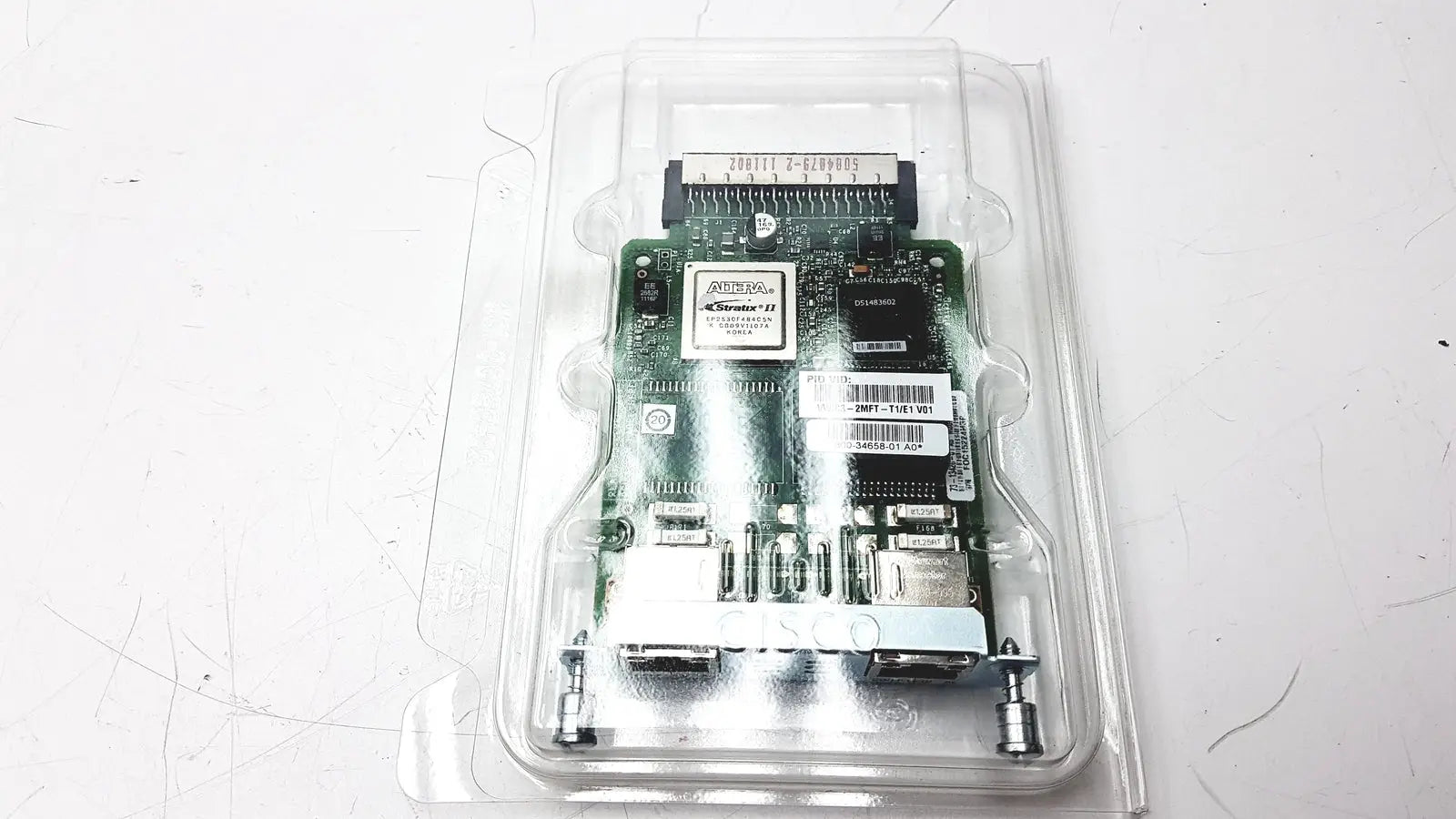 Reuse Medical Altera Stratix II Cisco VWIC3 2MFT-T1/E1 2-Port WAN.VOICE Multiflex Module Enterprise Routers, second-hand product photo 1