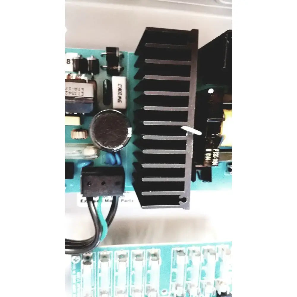 Altronix SMP7-CTX High Current Power Supply / Charger 12VDC/24VDC-No key Power Supply, second-hand product photo 7