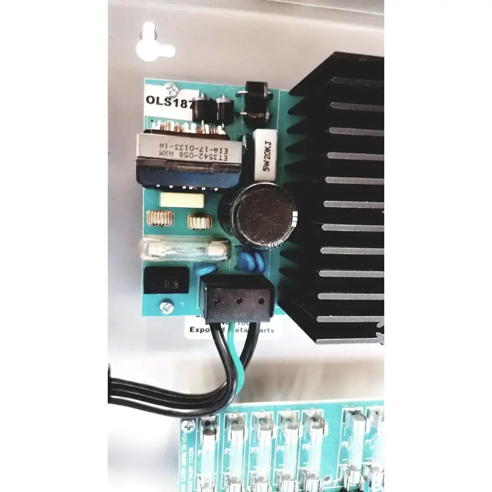 Altronix SMP7-CTX High Current Power Supply / Charger 12VDC/24VDC-No key Power Supply, second-hand product photo 8