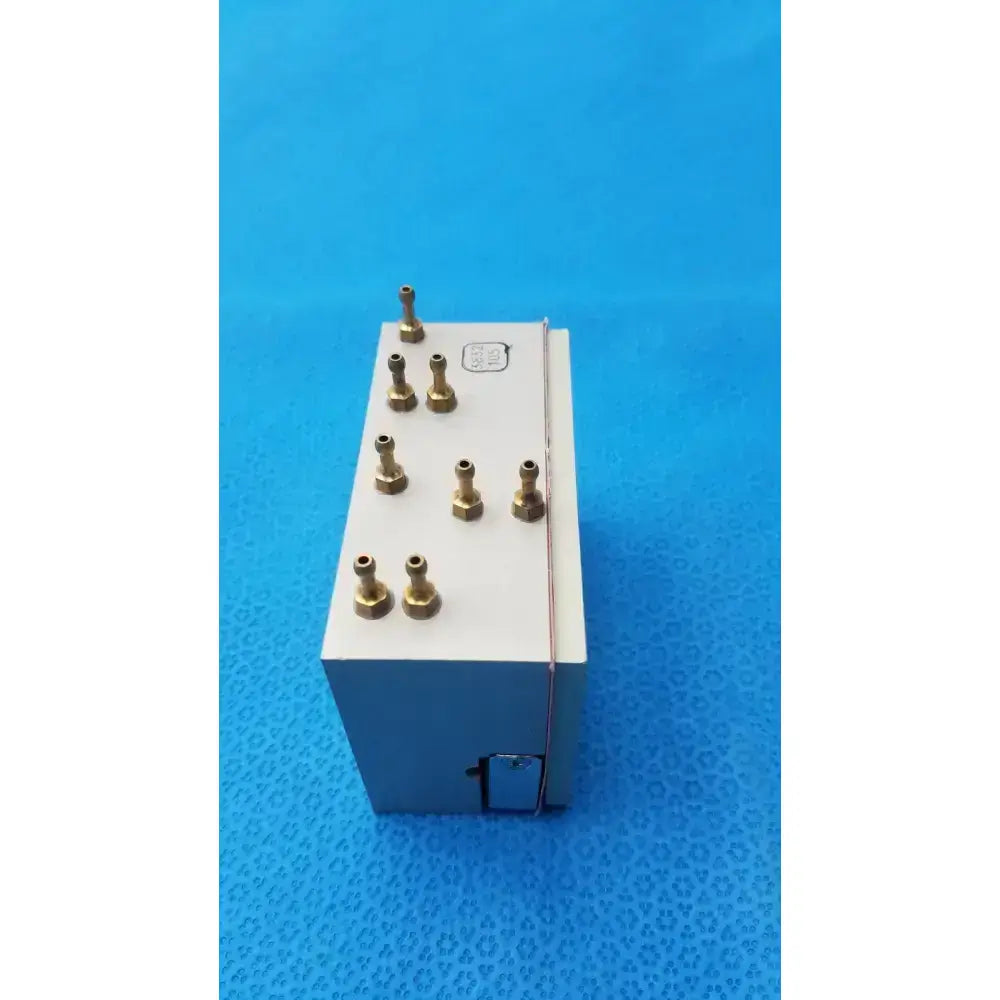 GE Healthcare Aluminium Hydraulic Valve Block, 3832 105 Hydraulic Valve Block, second-hand product photo 4
