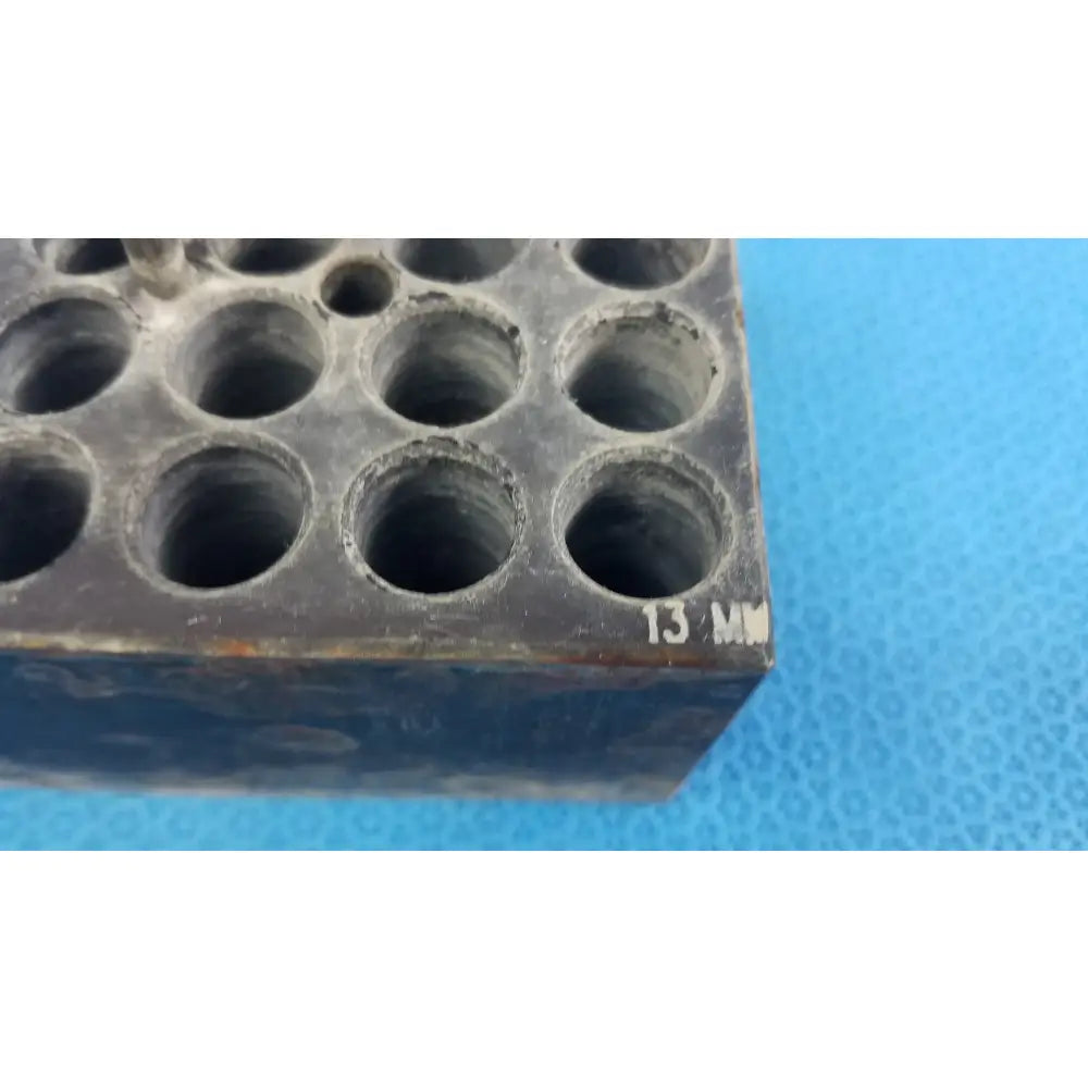 Reuse Medical Equipment Aluminum 20-Place Dry Bath Heating Block for 13mm Test Tubes Dry Bath Heating Block, second-hand product photo 5
