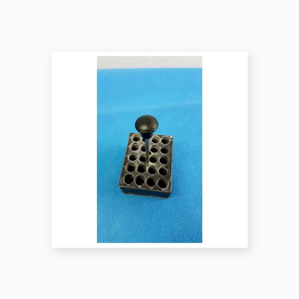 Reuse Medical Equipment Aluminum 20-Place Dry Bath Heating Block for 13mm Test Tubes Dry Bath Heating Block, second-hand product photo 1