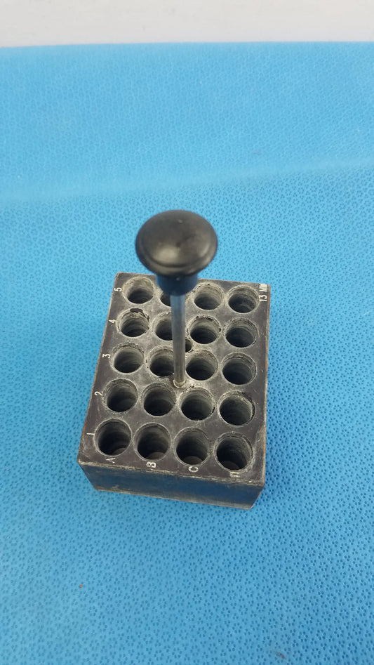 Reuse Medical Equipment Aluminum 20-Place Dry Bath Heating Block for 13mm Test Tubes Dry Bath Heating Block, second-hand product photo 1