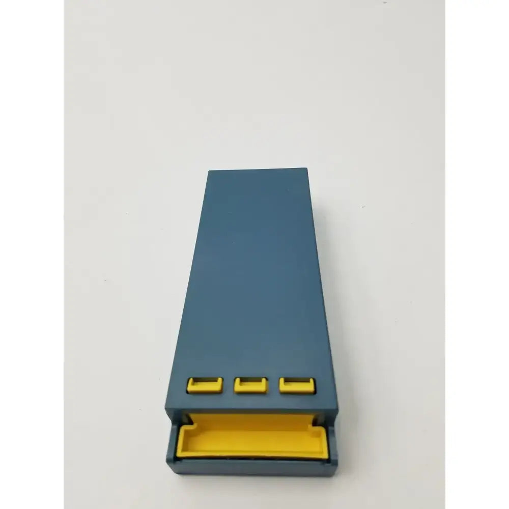 AMCO 6L785 Non-Rechargeable Replacement Battery AED Replacement Battery, second-hand product photo 4