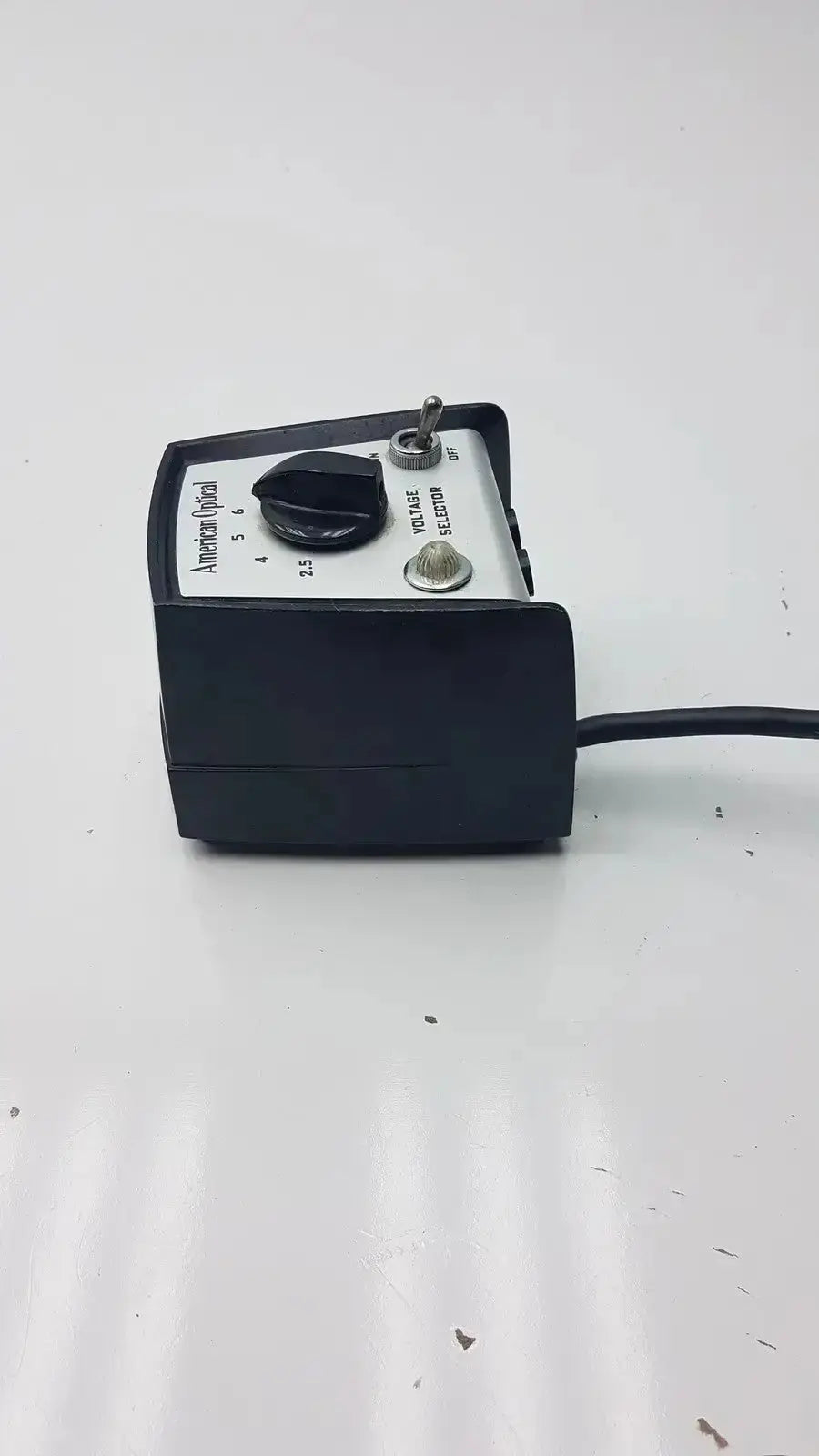 American Optical 11144 Voltage Selector Pri 115V Sec 2.5 to 7.5 V Made in USA Medical Equipment Part, second-hand product photo 3